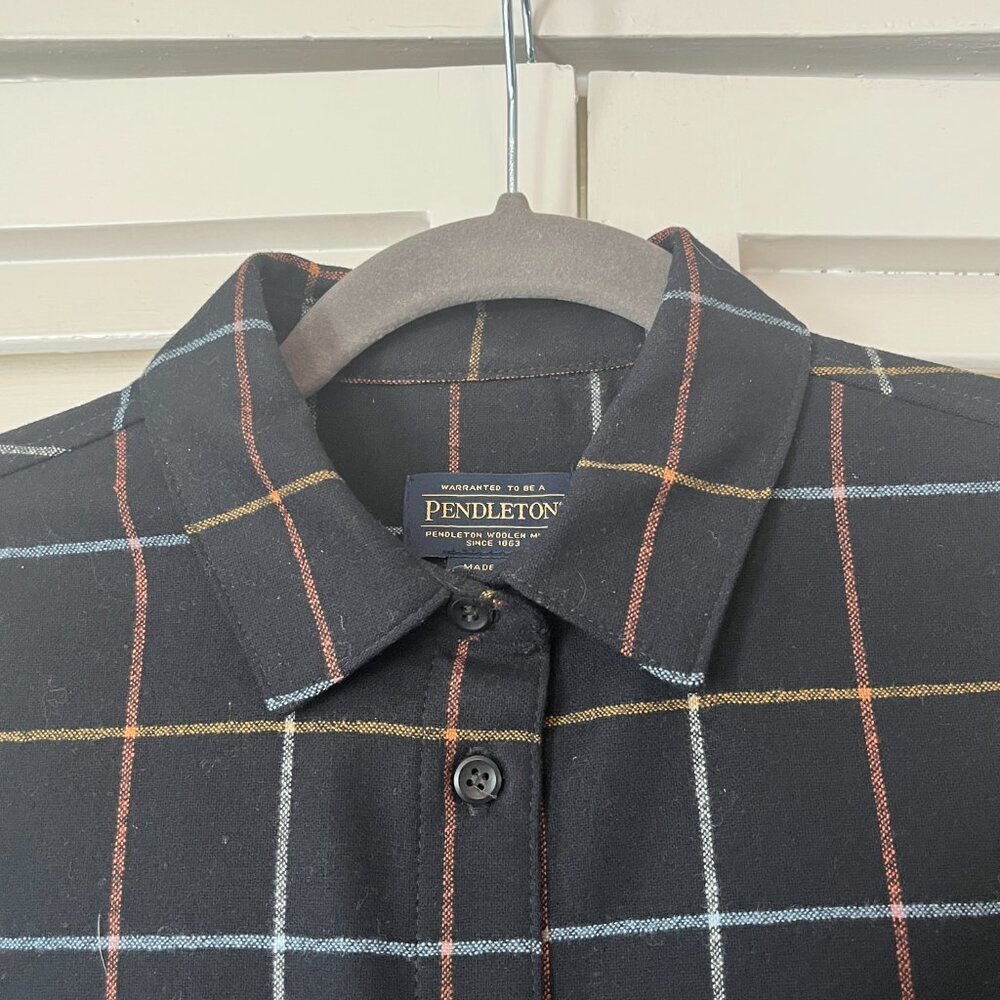 Pendleton buttondown XS black plaid women oversized flannel - Picture 3 of 11